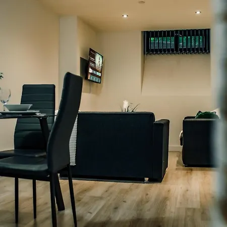 Lägenhet Bv Cosy Basement At Conditioning House *