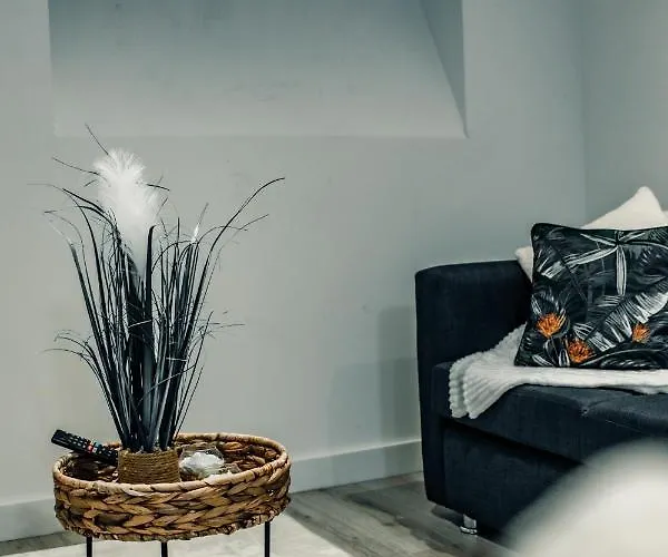 Lägenhet Bv Cosy Basement At Conditioning House