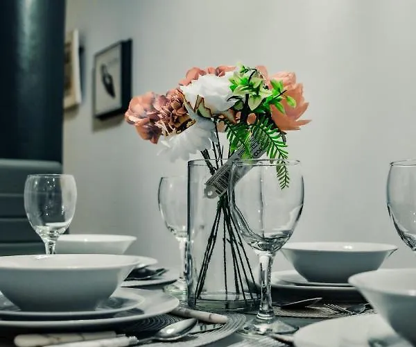 Bv Cosy Basement At Conditioning House Lägenhet *