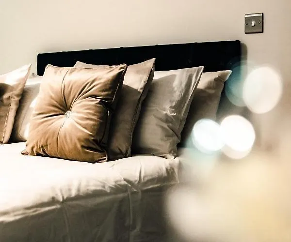 Bv Cosy Basement At Conditioning House 公寓 *