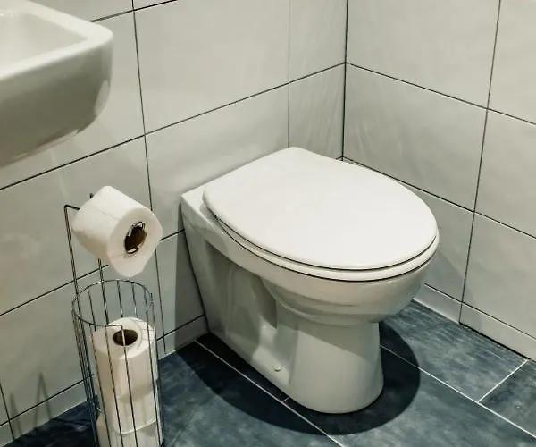 Bv Cosy Basement At Conditioning House 公寓 *