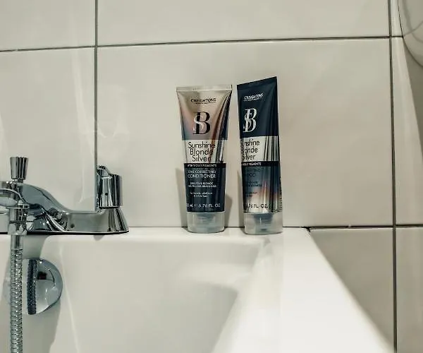 Bv Cosy Basement At Conditioning House Lägenhet *