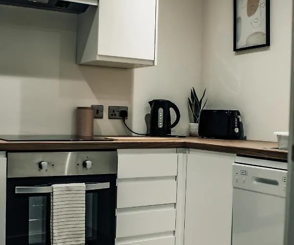 Bv Cosy Basement At Conditioning House 公寓