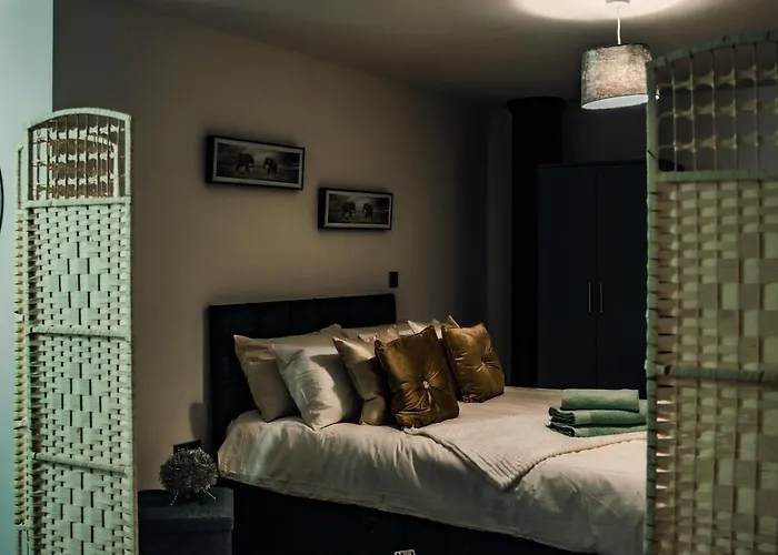 公寓 Bv Cosy Basement At Conditioning House 布雷得佛