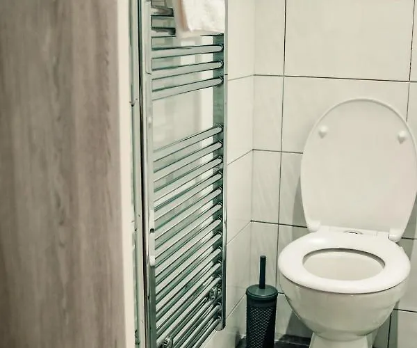 Lägenhet Bv Cosy Basement At Conditioning House