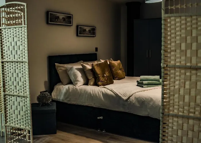 Bv Cosy Basement At Conditioning House