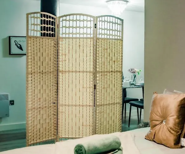 Bv Cosy Basement At Conditioning House Lägenhet Bradford (West Yorkshire)